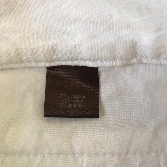 The Limited Exact Stretch Capri Crop Pants - Picture 3 of 6